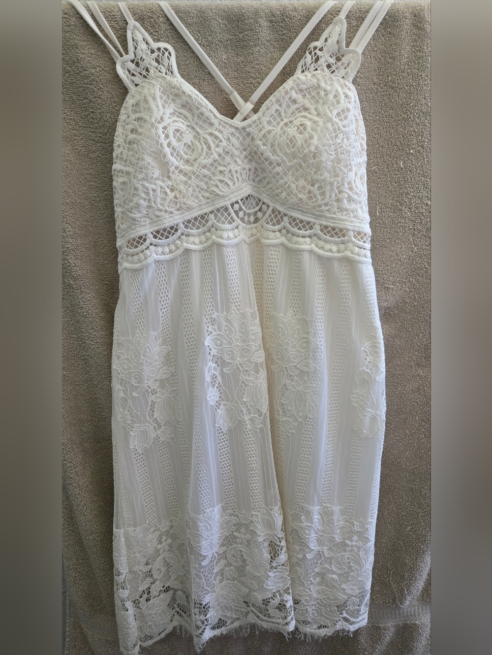 White Lace Spaghetti Strap Dress